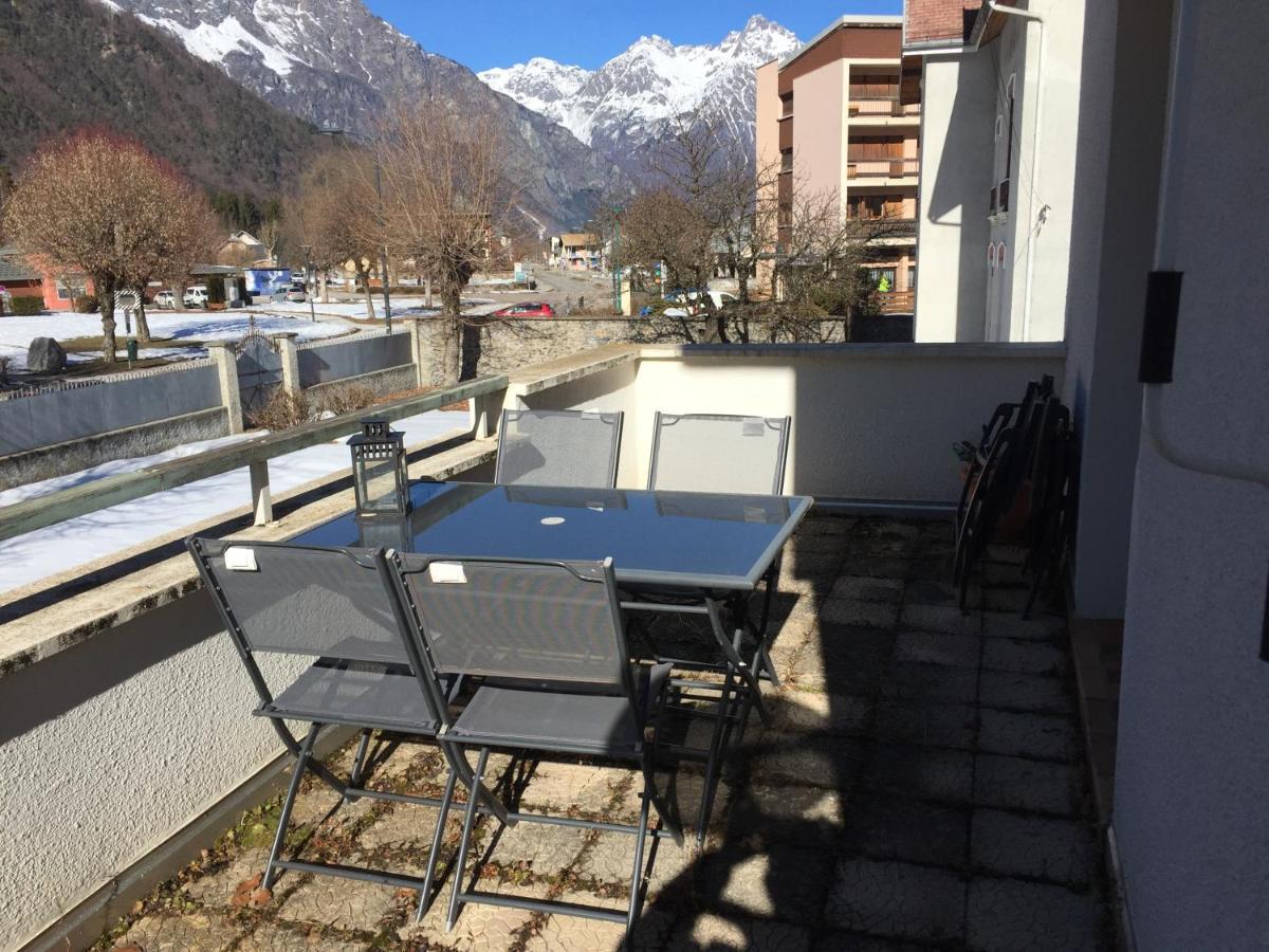 Superbe Appartement A Bourg D'Oisans Avec Terrasse Sud Le Bourg-dʼOisans 外观 照片