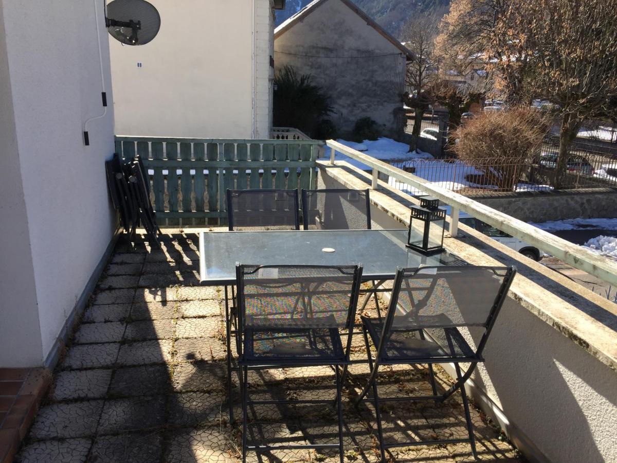 Superbe Appartement A Bourg D'Oisans Avec Terrasse Sud Le Bourg-dʼOisans 外观 照片